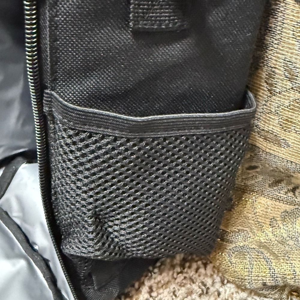 Backpack and Lunchbox Set: Tropical Floral Design - Picture 13 of 16